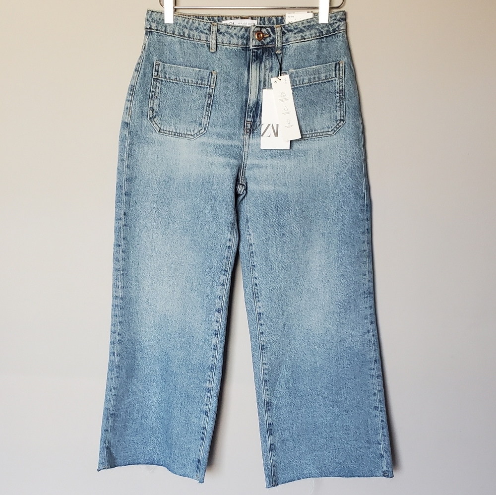 NWT Zara High Rise Wide Leg Cropped Culottes Jeans in light wash Size 6
